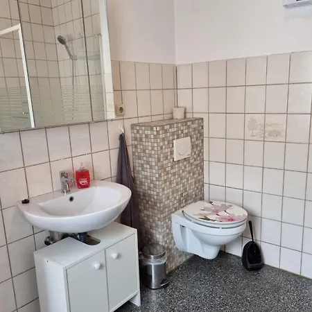 Schoene, Gemuetliche Ferienwohnung In Apartman Filsen